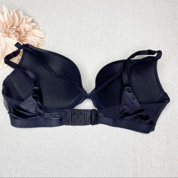 Victoria’s Secret Black Lace Push Up Bra 32D - Picture 7 of 9